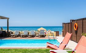 Espera Luxury Beach Front Residence With Pool & Bbq, By Thinkvilla